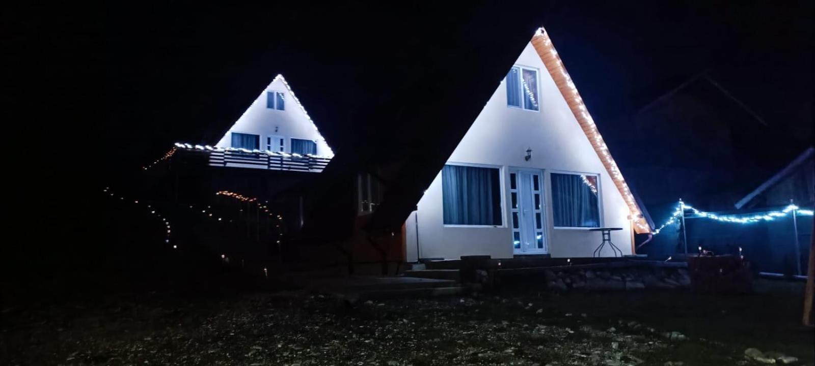 Vila Casuta Din Livada Secaria Exteriér fotografie
