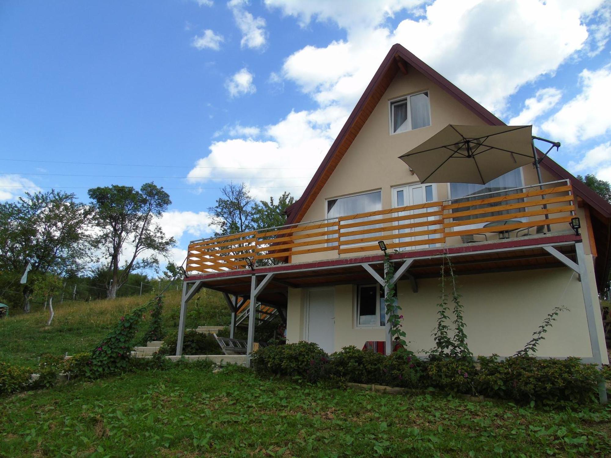 Vila Casuta Din Livada Secaria Exteriér fotografie